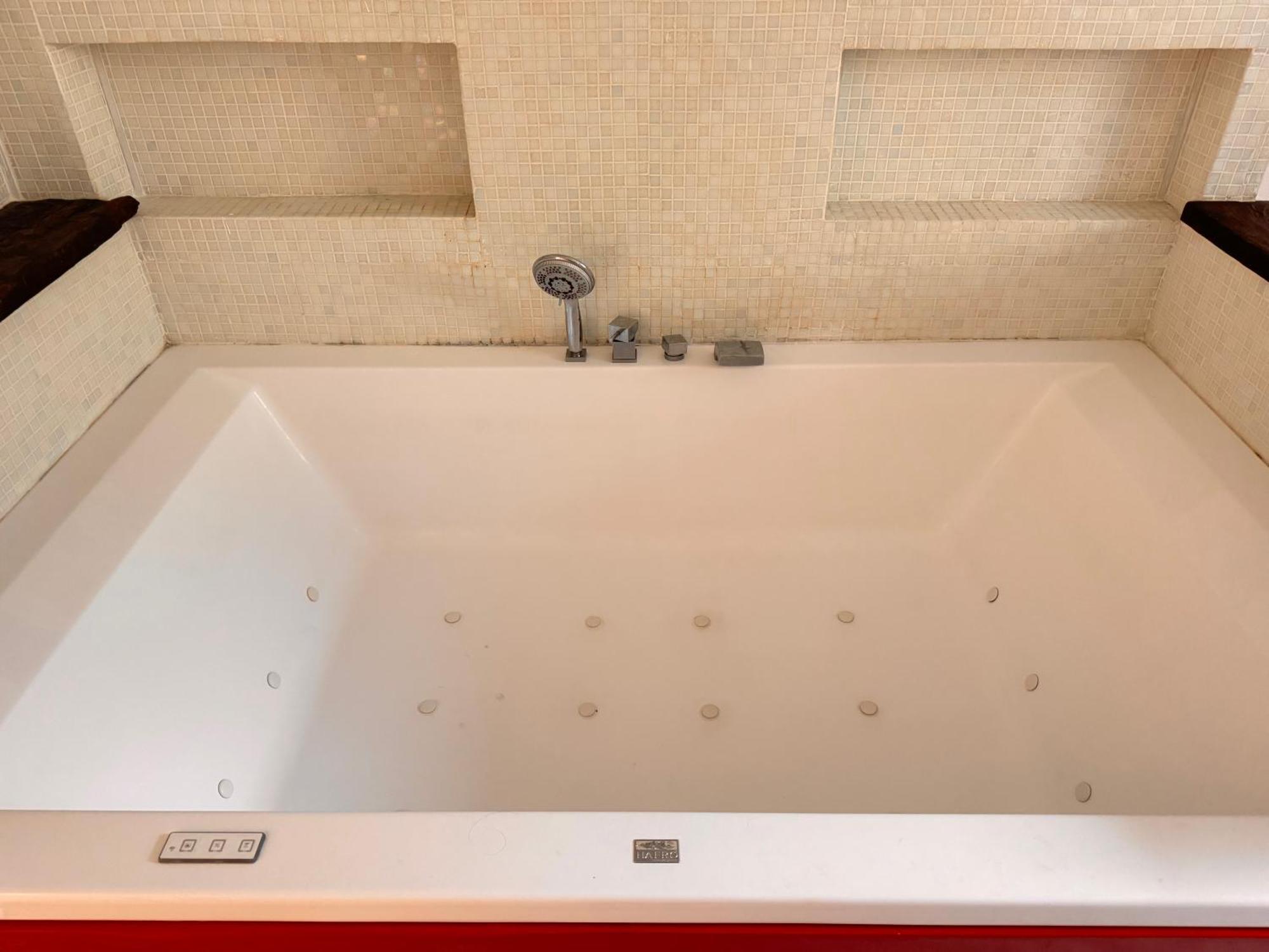 Casa Bisou Italia Wifi Et Parking Free Privato Villa Diano San Pietro Luaran gambar