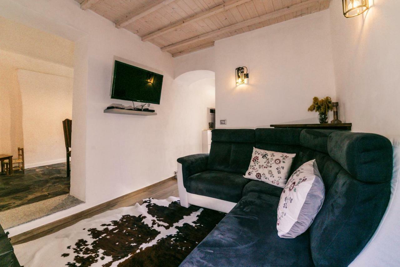Casa Bisou Italia Wifi Et Parking Free Privato Villa Diano San Pietro Luaran gambar